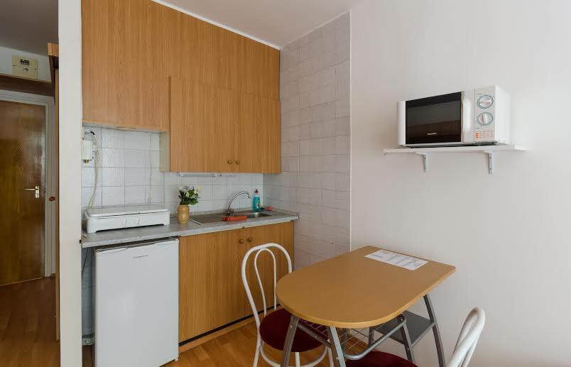 Apartament Young Center